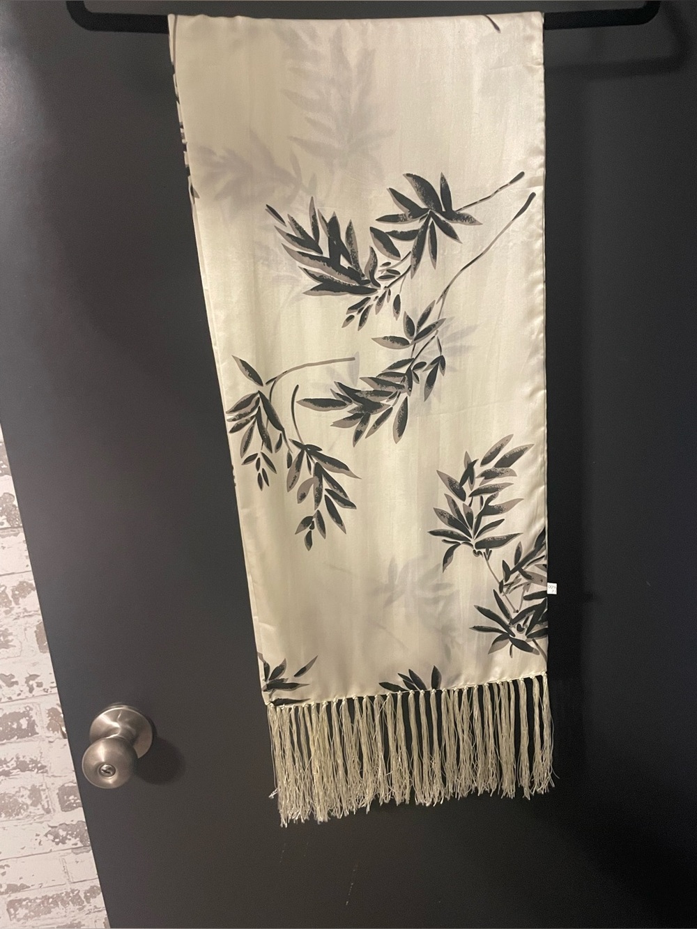 Vintage 100% Silk Bamboo Leaf Print Fringe Scarf Ivory Black Double Layered - Picture 2 of 6